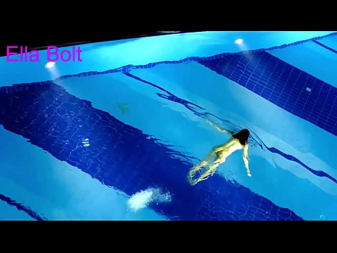 ❤️ Ich kann nicht aufhören zuzusehen, junge Blondine beim Nacktschwimmen im Pool des ELLA BOLT Resorts erwischt ❤ Porn video bei de.nomescriativos.top ❌