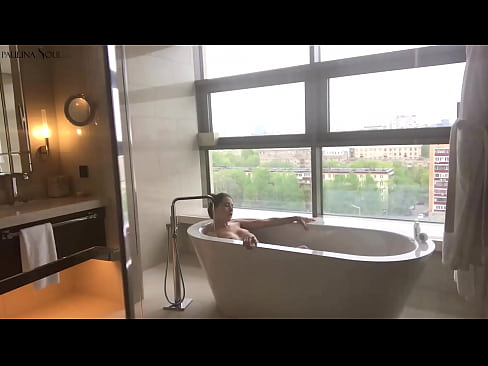 ❤️ Riesiges Babe wichst leidenschaftlich ihre Muschi im Badezimmer ❤ Porn video bei de.nomescriativos.top ❌